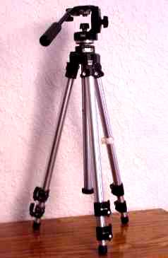 3011TRIPOD W/3063 FLUID HEAD tripods